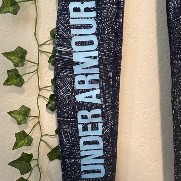 Under Armour Leggings - Picture 3 of 6